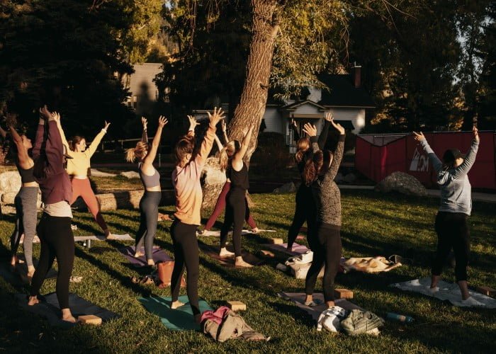 yoga teacher training courses